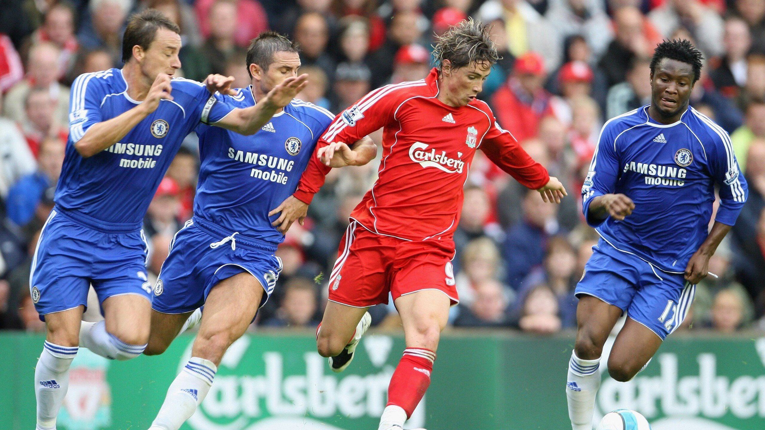 九游下载官网-英超：曼城在补时阶段绝杀利物浦，争冠形势扑朔迷离，英超第4轮_曼城5球狂胜利物浦 曼联连胜终结无碍领跑